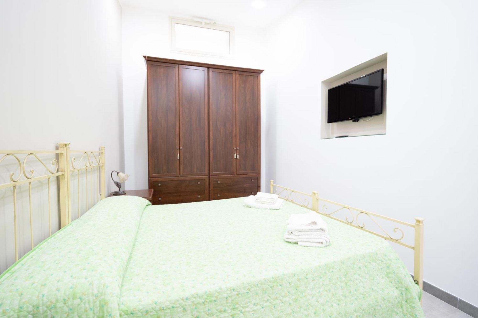 Casa Vacanza Serafino * Catania